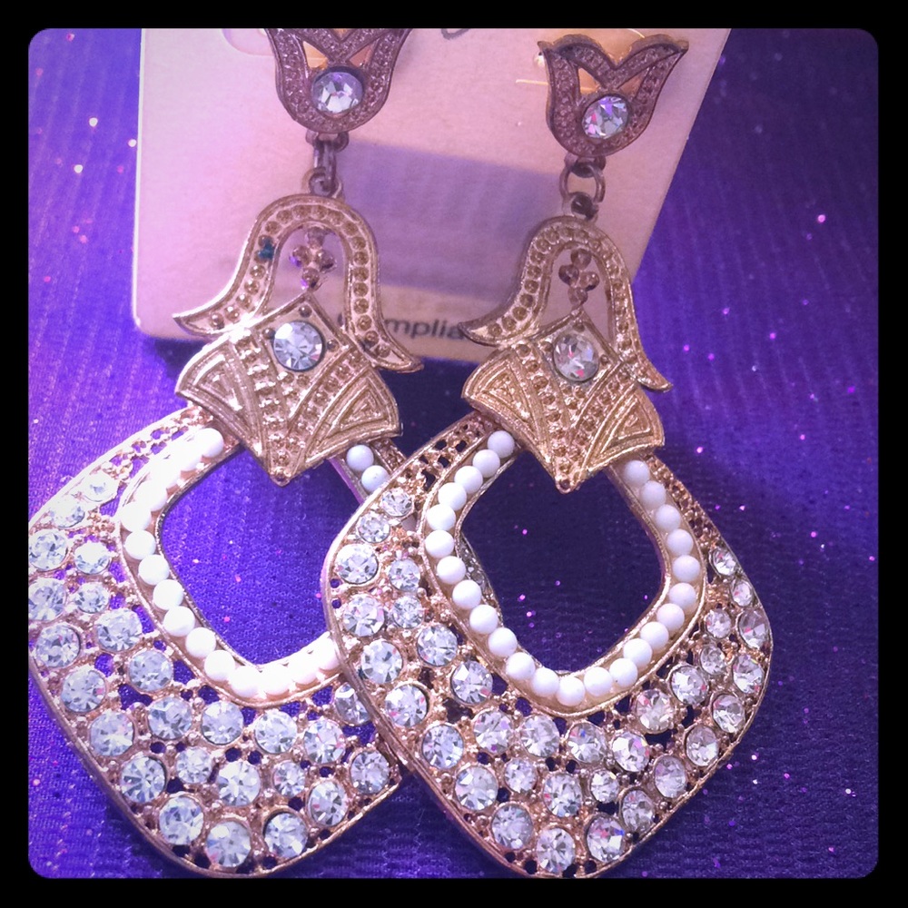 Allegro drop earrings